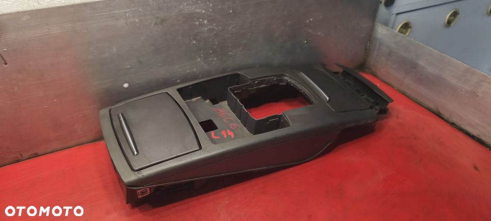 TUNEL ŚRODKOWY PANEL OSŁONA MMI Audi A6 C6 4F1864261 - 2