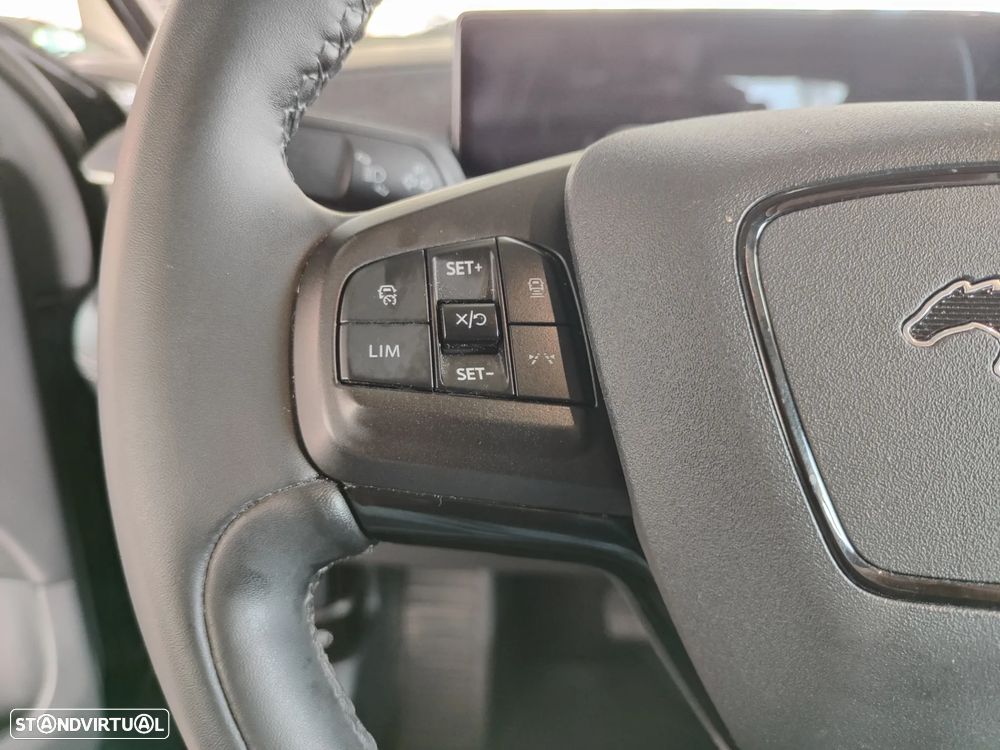 Ford Mustang Mach-E 98.7 kWh Premium - 31