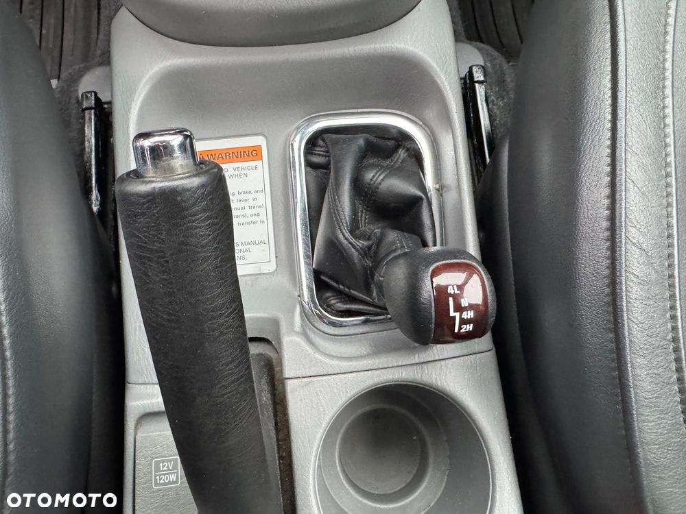 Suzuki Grand Vitara 1.6 Comfort Limited - 27