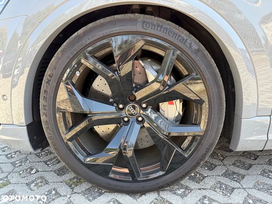 Audi RS Q8 TFSI quattro tiptronic - 11