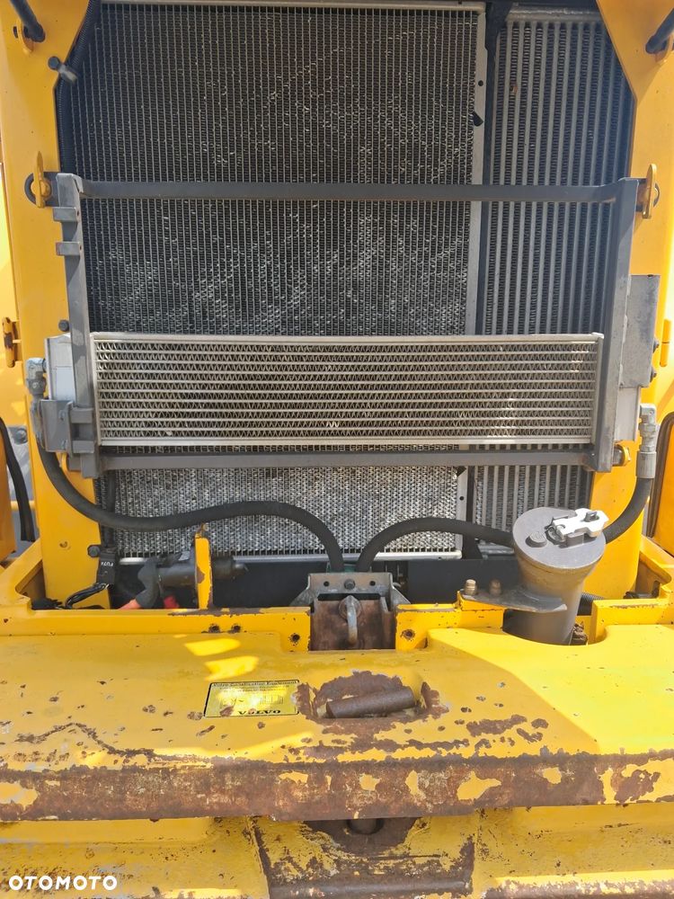 Volvo L 90 F - 13