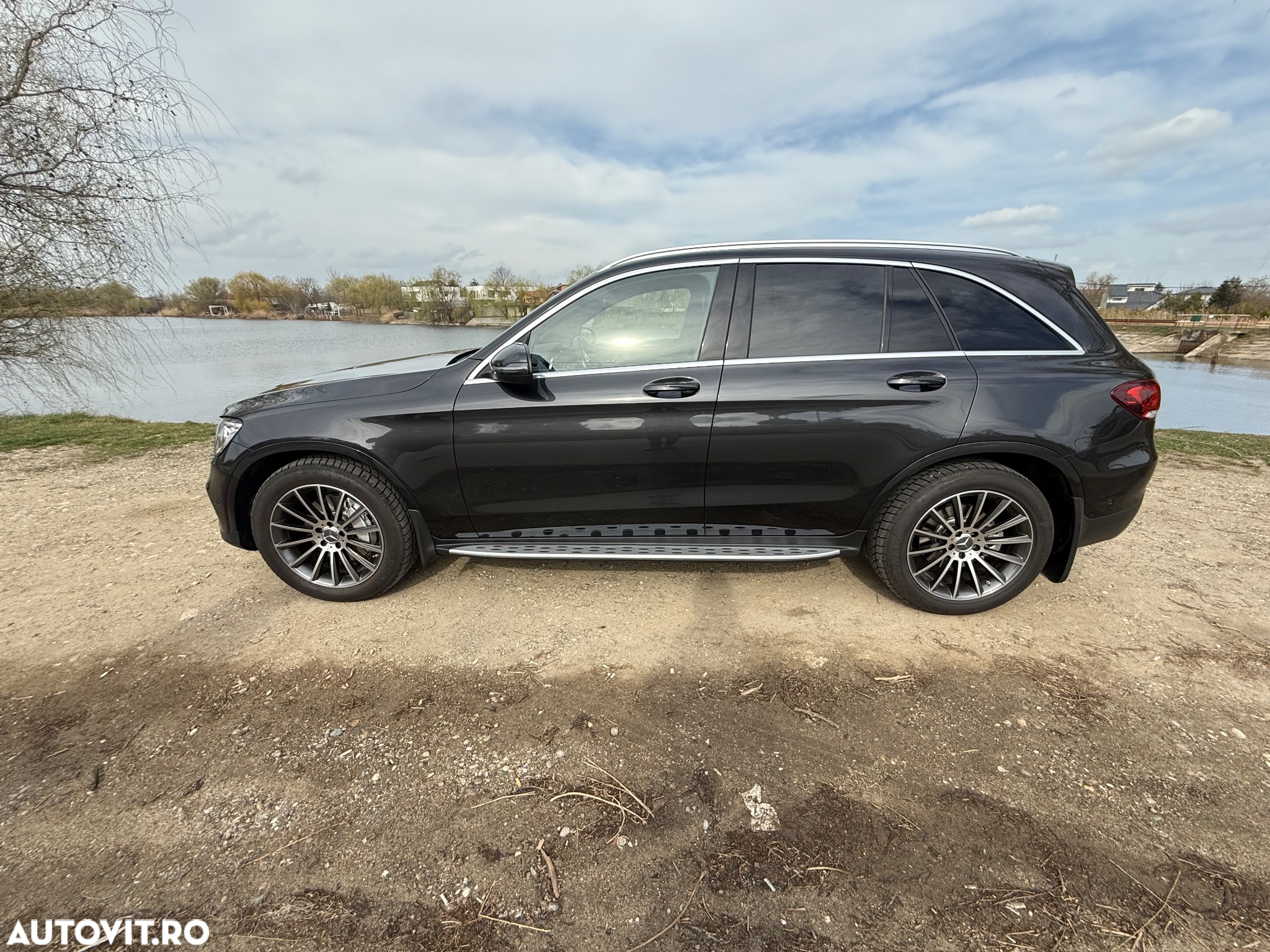 Mercedes-Benz GLC 220 d 4Matic 9G-TRONIC - 4
