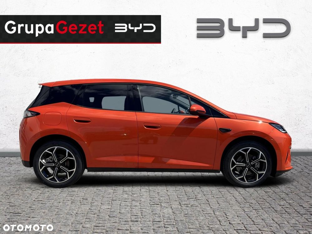 BYD Dolphin - 5