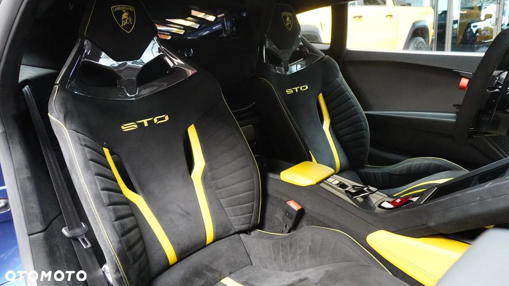 Lamborghini Huracan - 9