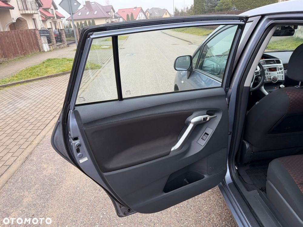 Toyota Verso 1.6 5-Sitzer Edition S+ - 17