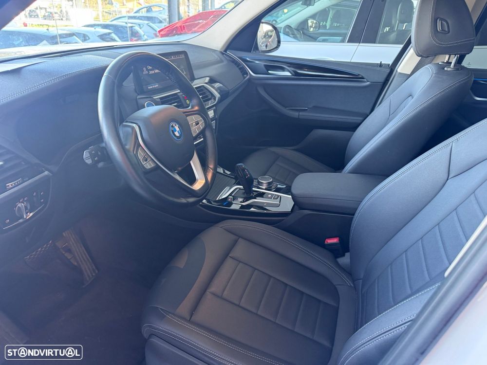 BMW iX3 Inspiring - 12