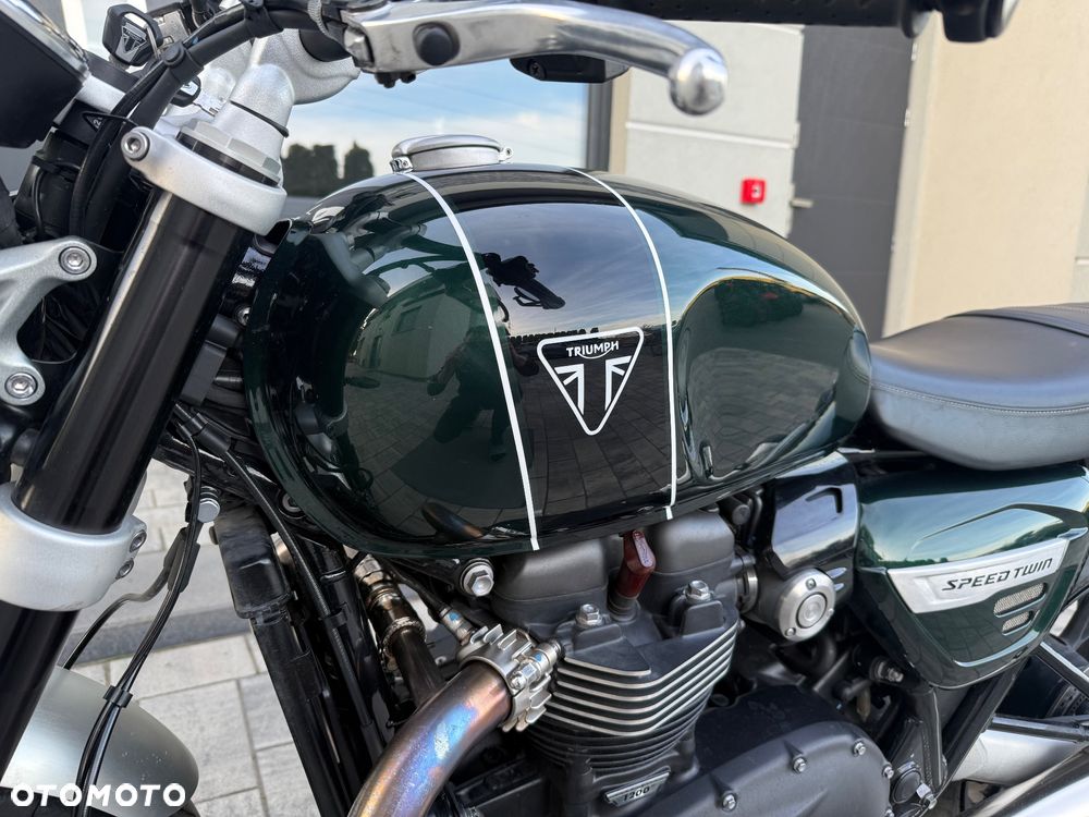 Triumph Speed Twin - 17