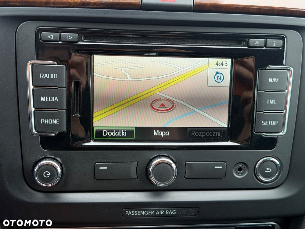 Skoda Superb 2.0 TDI Elegance DSG - 35