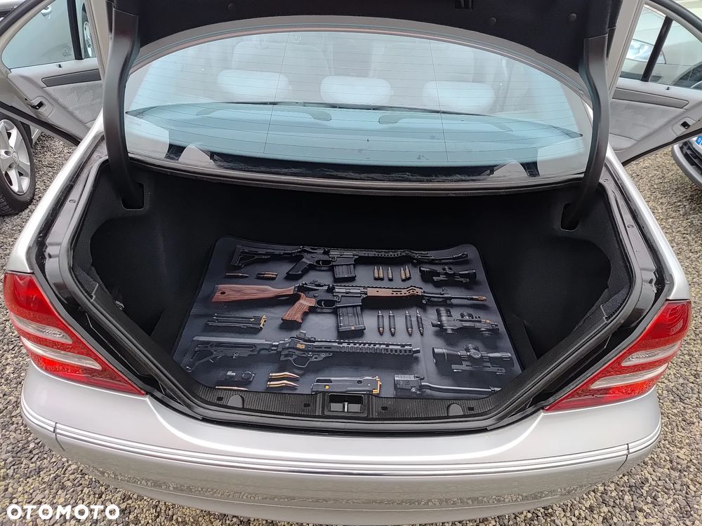 Mercedes-Benz Klasa C - 19