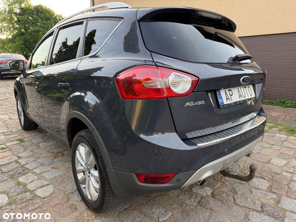 Ford Kuga 2.0 TDCi 2x4 Titanium - 3