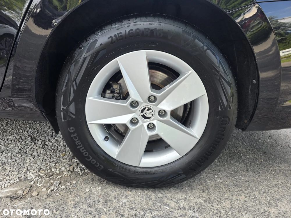 Skoda Superb 2.0 TDI SCR Style - 25