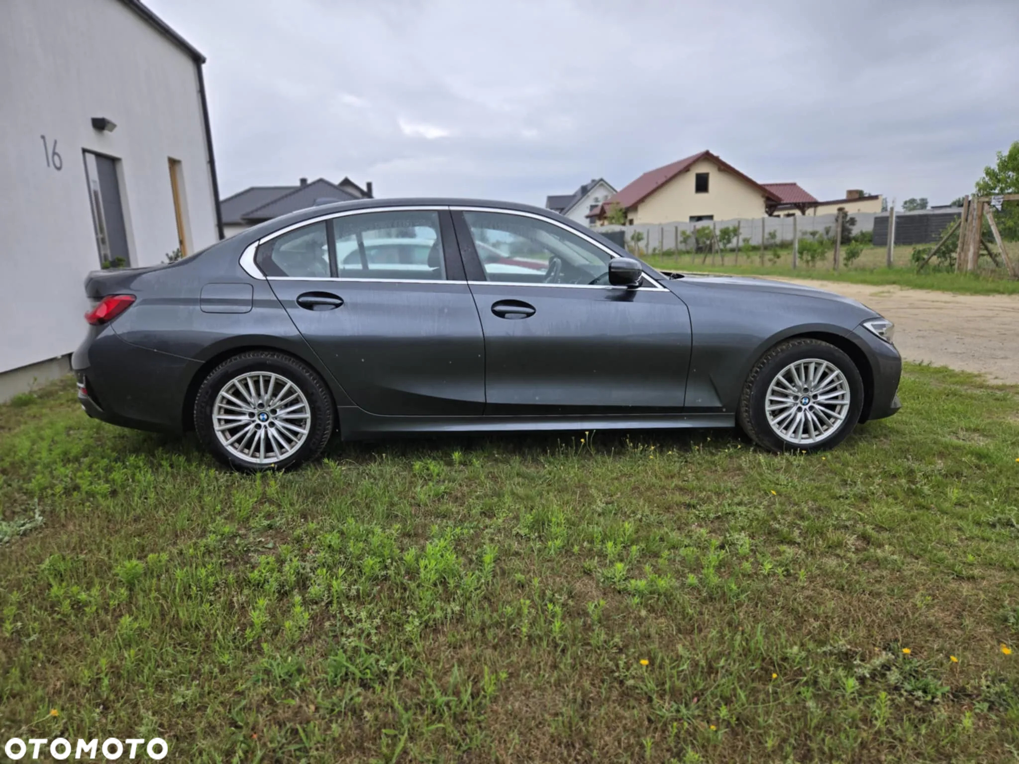 BMW Seria 3 330e Luxury Line sport - 4