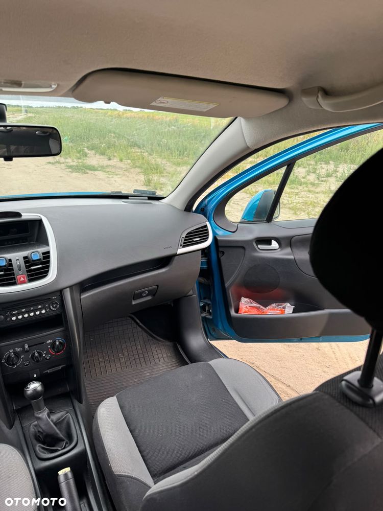 Peugeot 207 1.4 Presence - 22