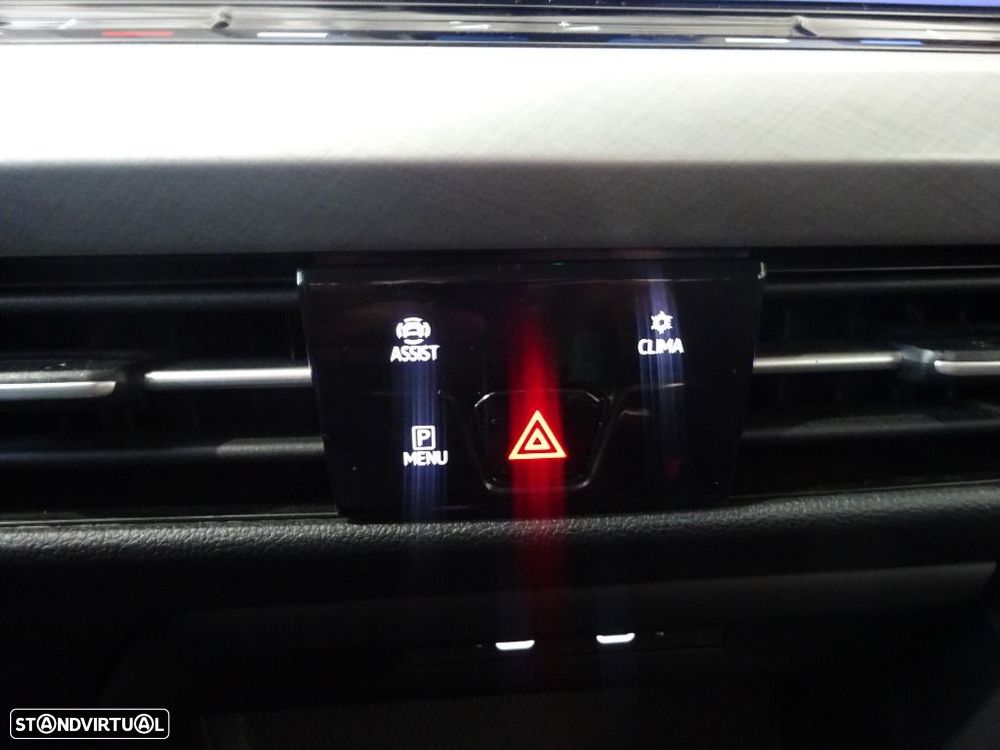 VW Golf 1.0 TSI Life - 31