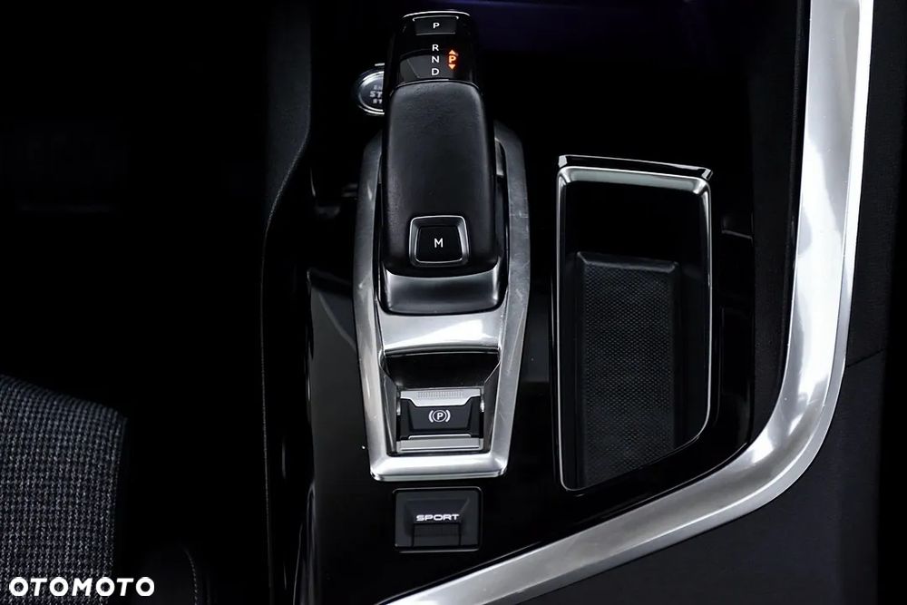 Peugeot 5008 BlueHDI 130 EAT8 Allure Business-Paket - 28