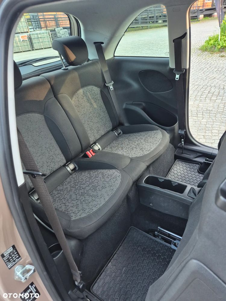 Opel Adam 1.4 Glam - 24