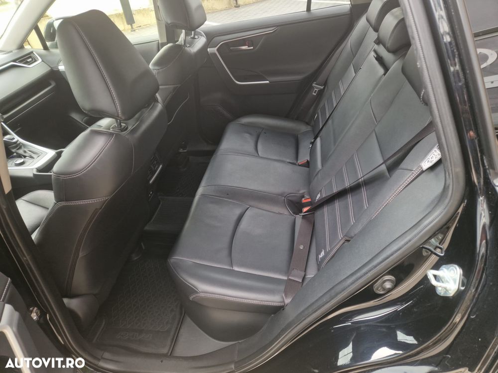Toyota RAV4 2.5 VVT-iE 4x4 Luxury - 23
