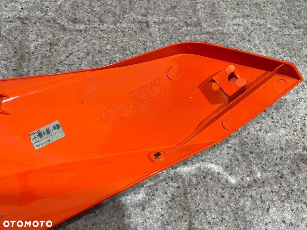 plastiki owiewki KTM Super Duke 1290 GT (nr1369) - 7