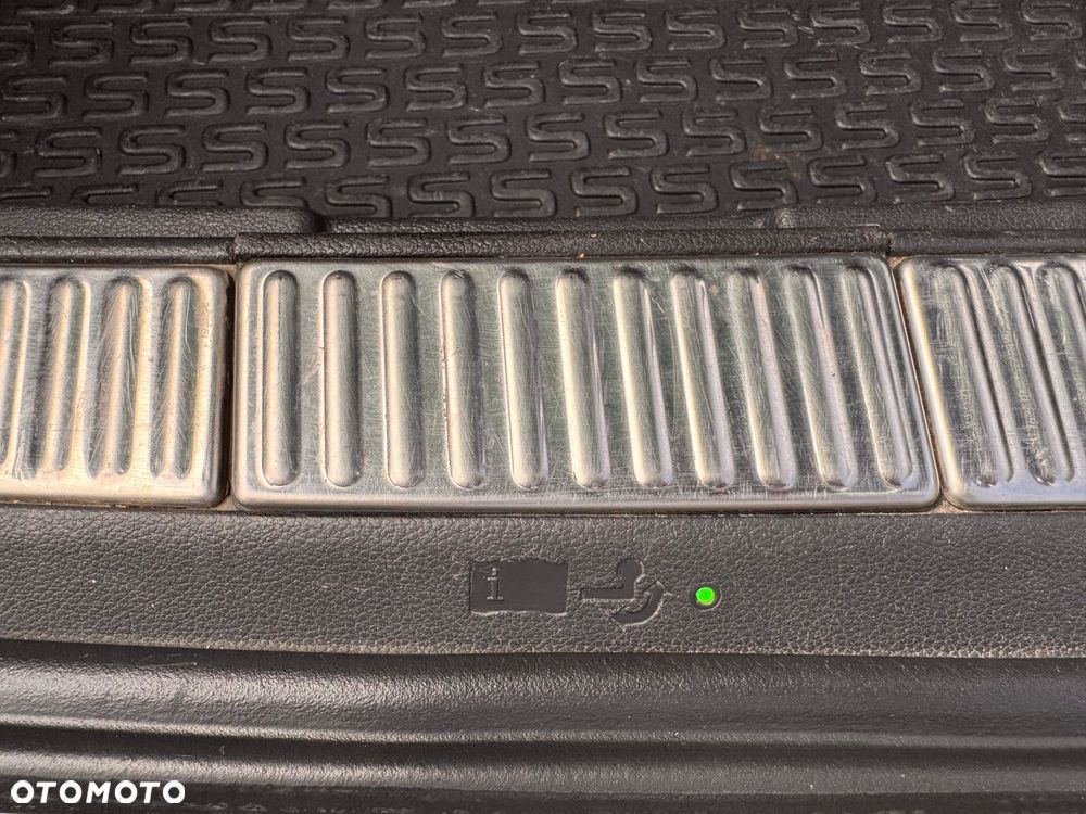 Skoda Superb 2.0 TDI 4x4 Sportline DSG - 20
