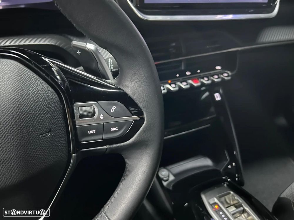 Peugeot 2008 1.2 Hybrid Allure e-DCS6 - 20