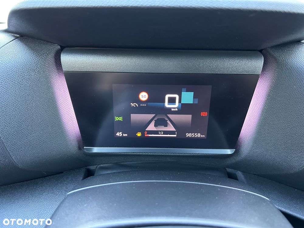 Citroën C4 PureTech 130 Stop&Start FEEL - 27