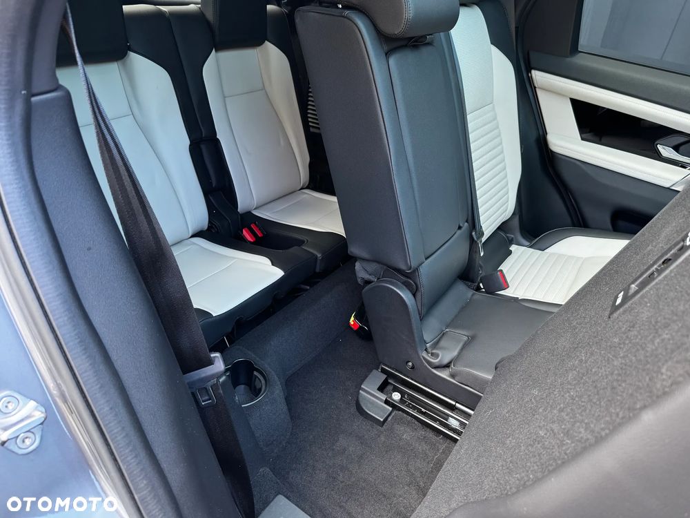 Land Rover Discovery Sport 2.0 D200 mHEV Dynamic SE - 14