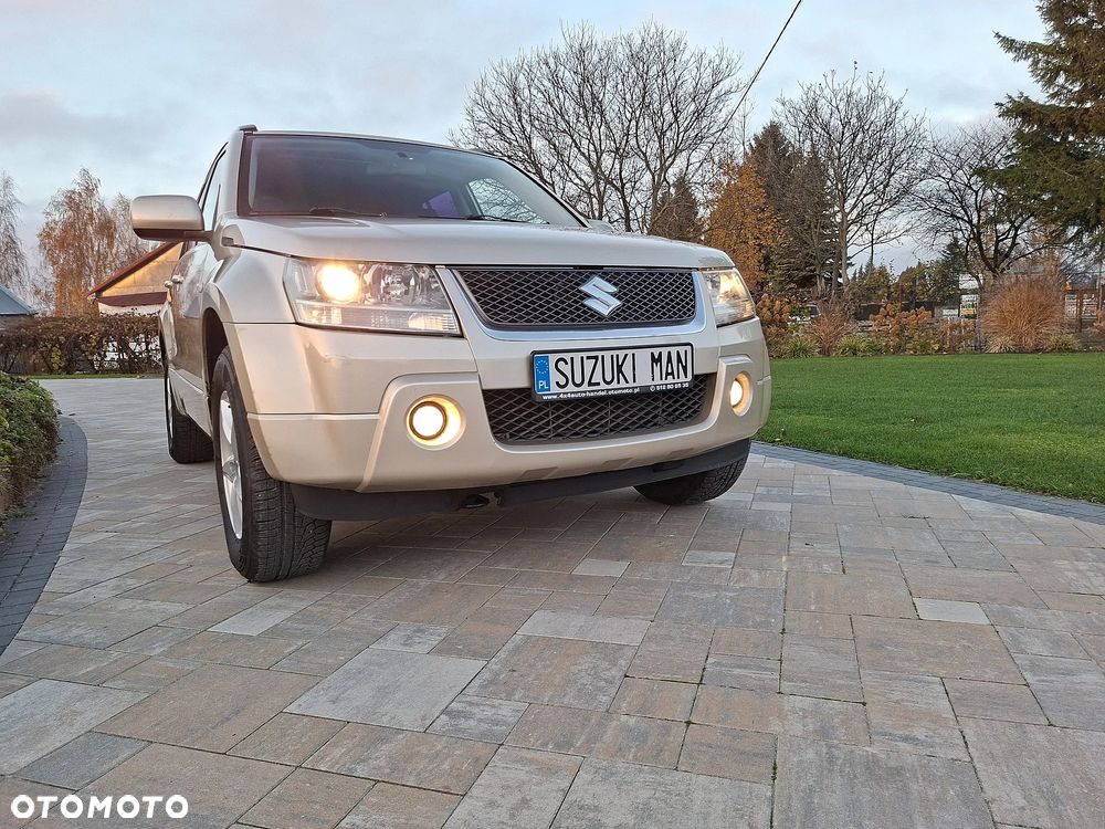 Suzuki Grand Vitara 2.0 De luxe - 7