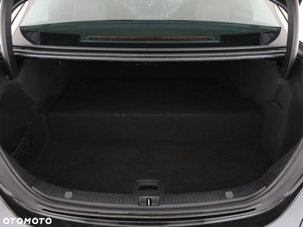 Mercedes-Benz Klasa E - 20