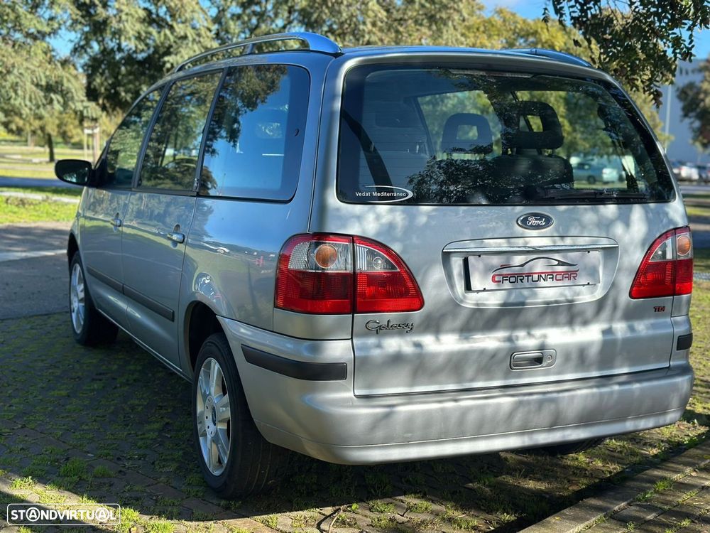 Ford Galaxy 1.9 TDi Ghia - 7
