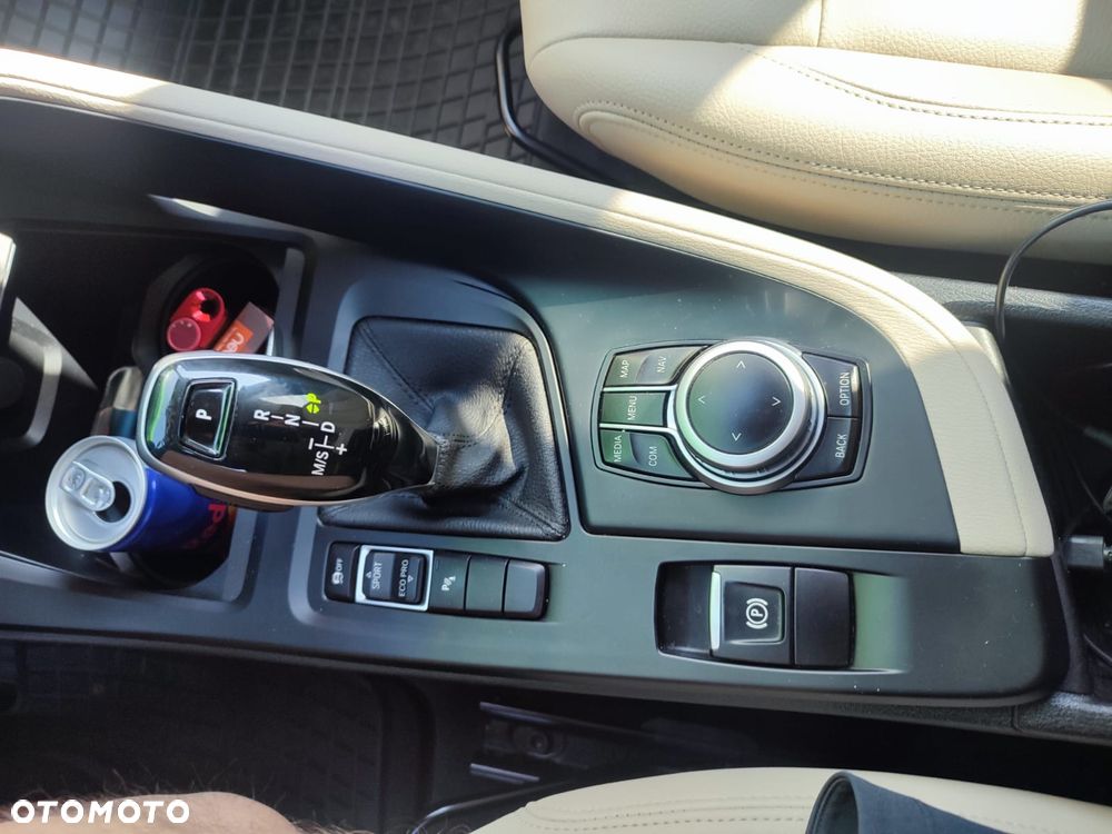 BMW X1 sDrive18d Advantage - 13