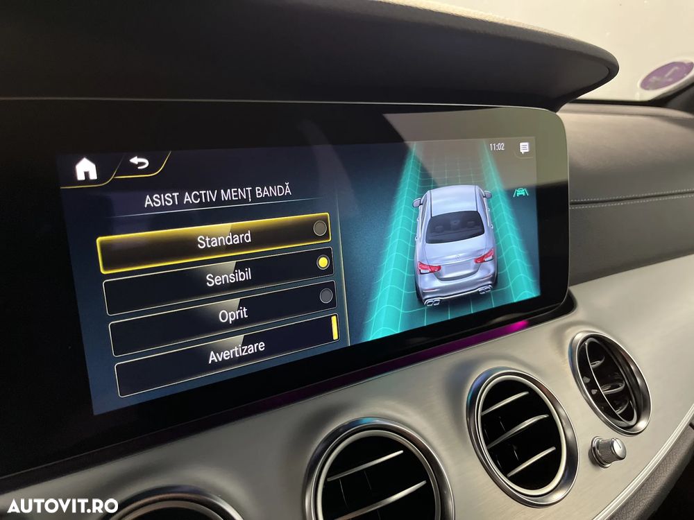 Mercedes-Benz E 300 9G-TRONIC AMG Line - 29