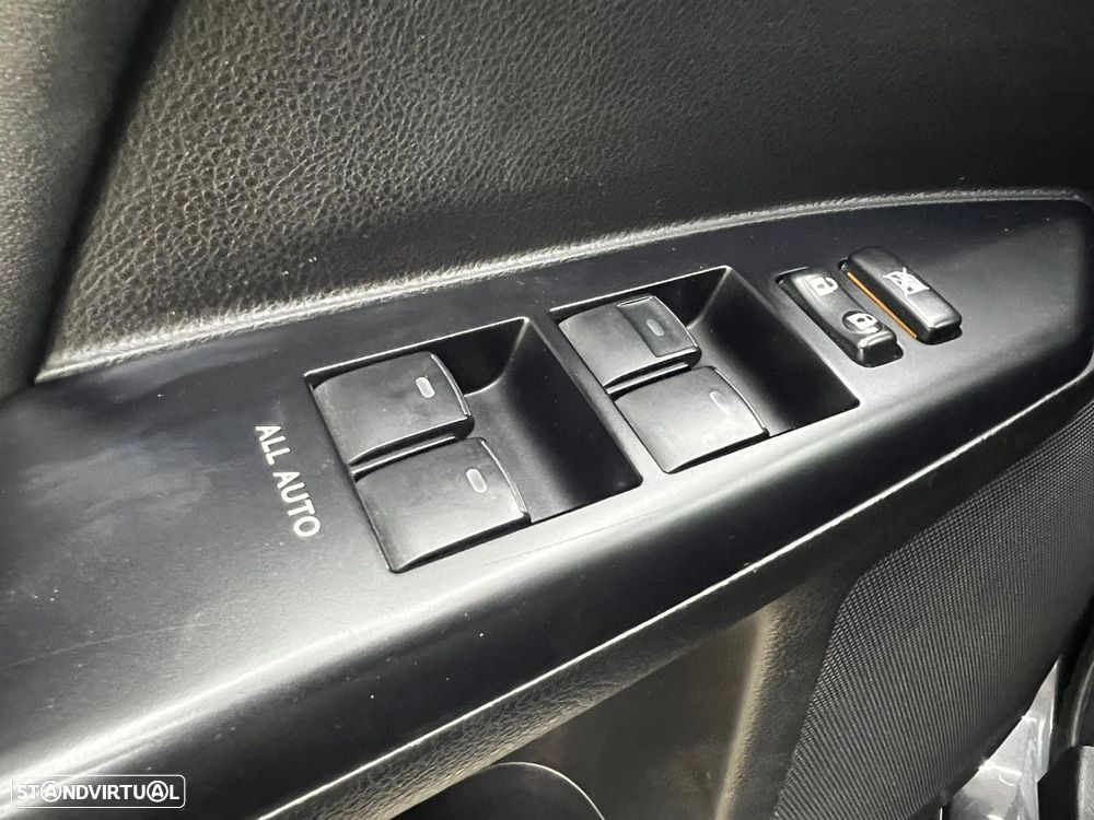 Lexus CT 200h Luxury - 28