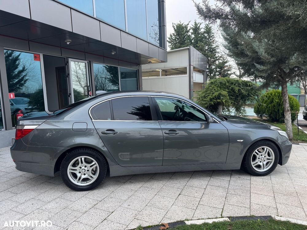 BMW Seria 5 525d Touring Aut. - 19