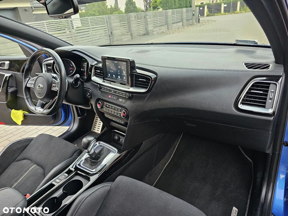Kia ProCeed - 19