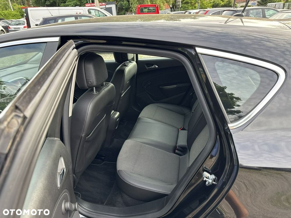 Opel Astra - 19
