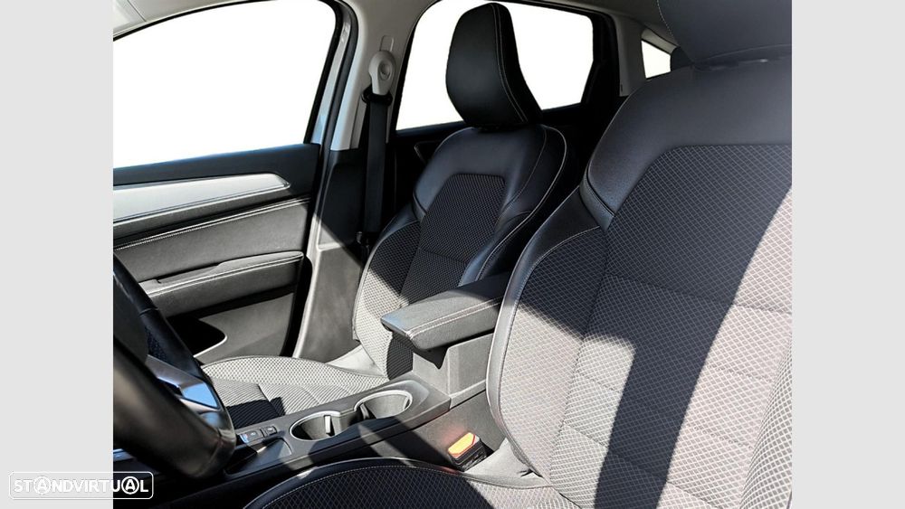 Renault Arkana 1.3 TCe Intens EDC - 13