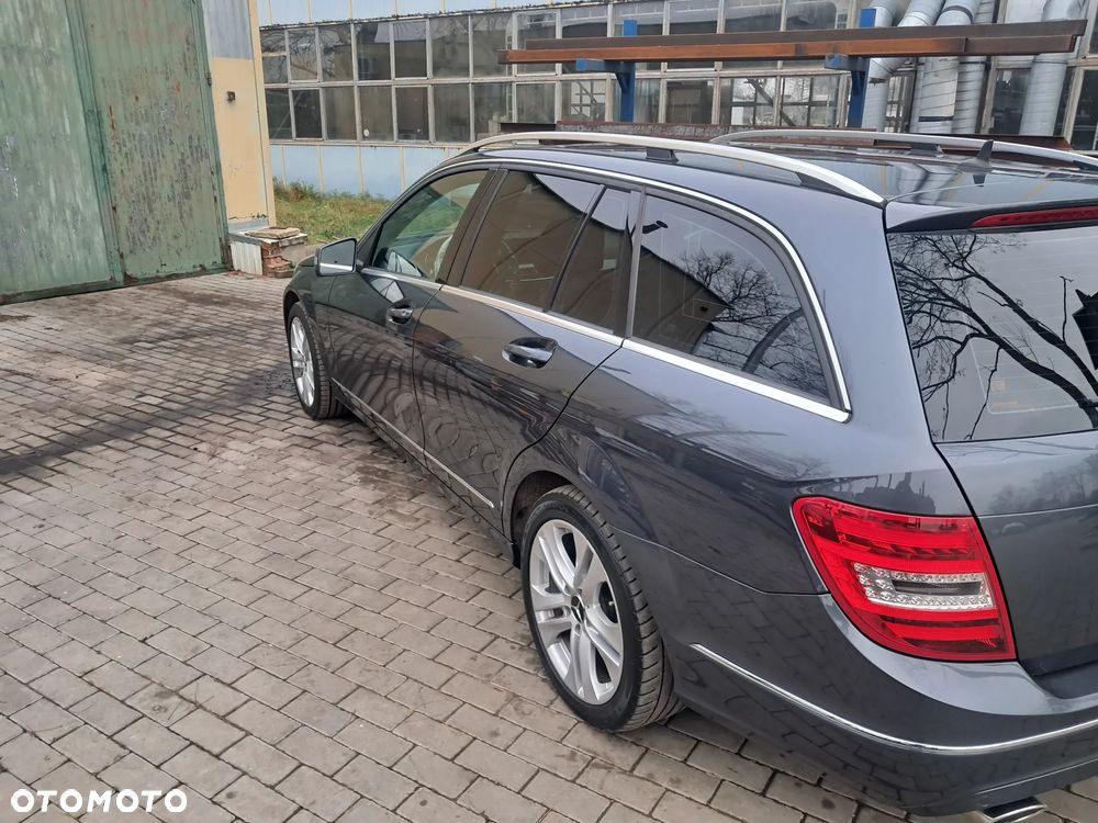 Mercedes-Benz Klasa C 250 CDI DPF 4Matic (BlueEFFICIENCY) 7G-TRONIC - 13