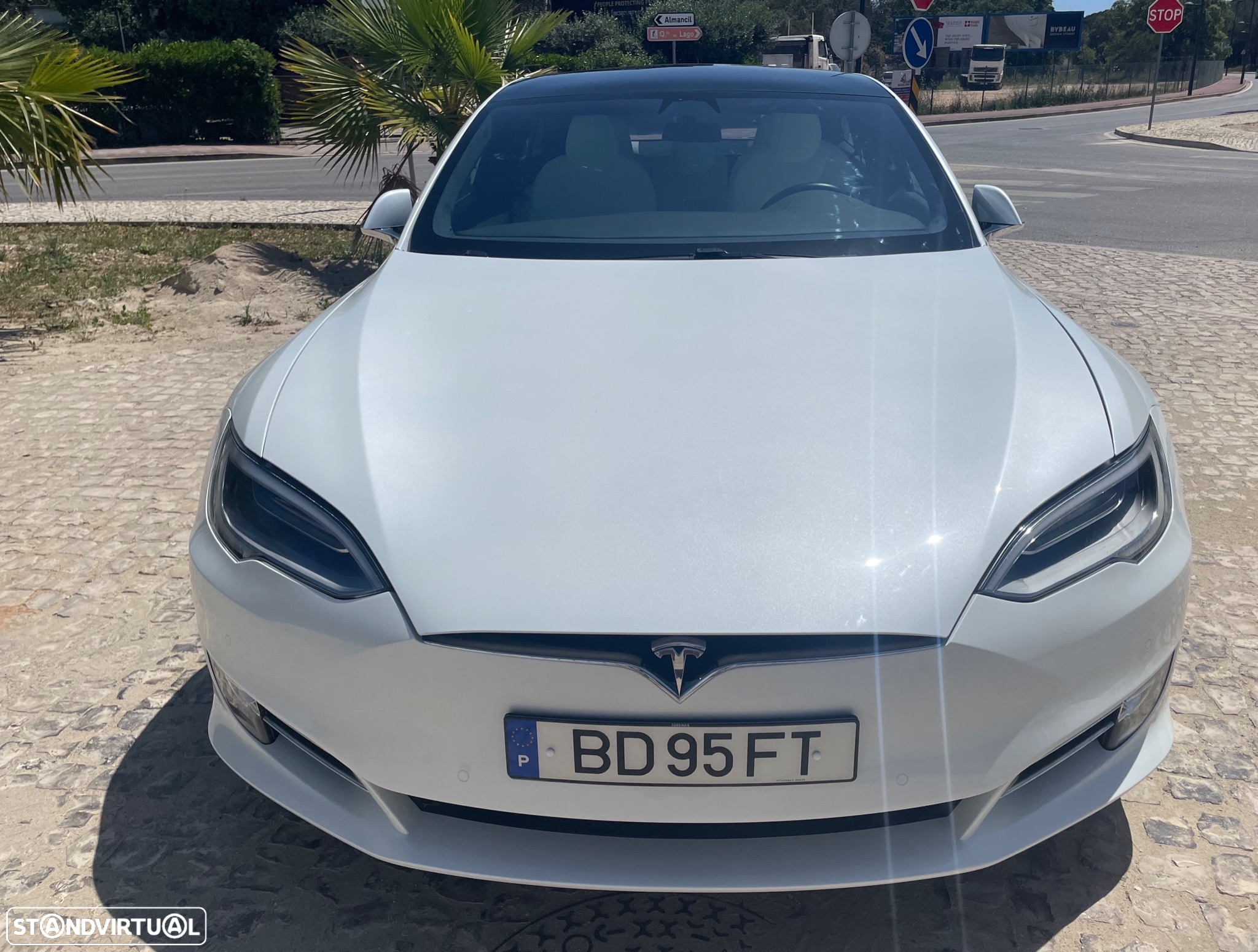 Tesla Model S Long Range - 2
