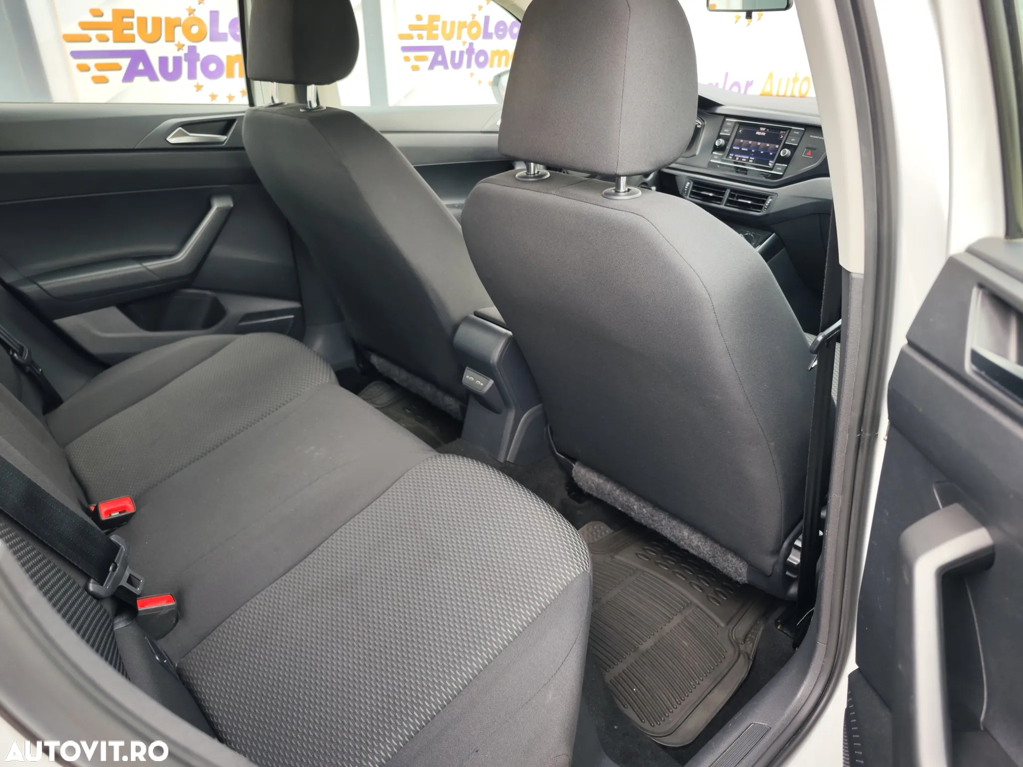 Volkswagen Polo - 13