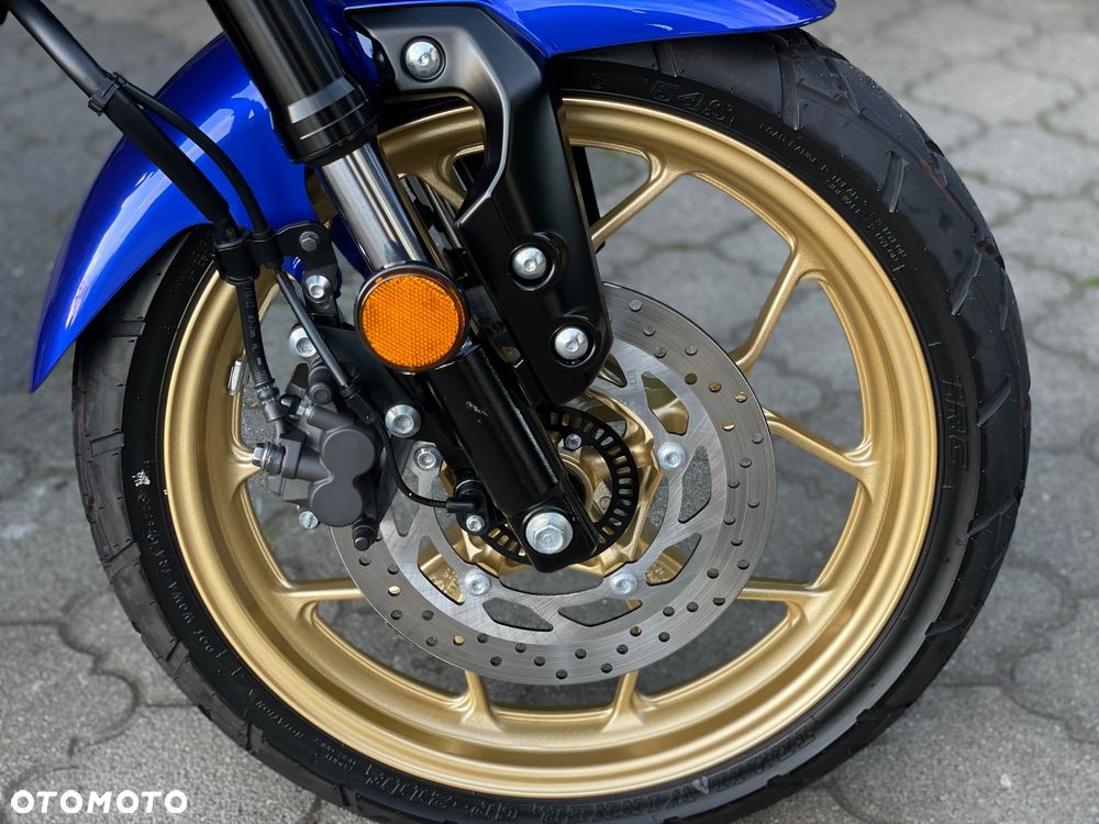 Yamaha XSR - 11