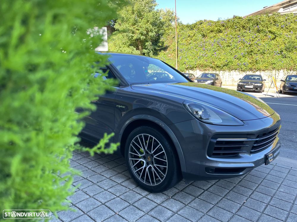 Porsche Cayenne Coupé E-Hybrid - 19