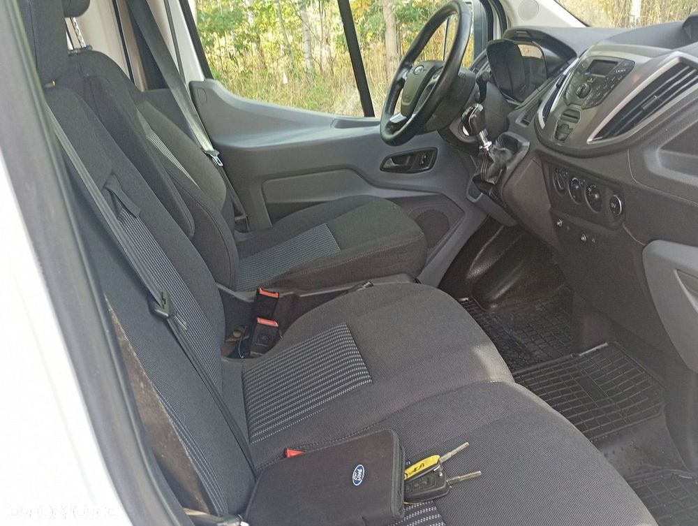 Ford Transit - 20