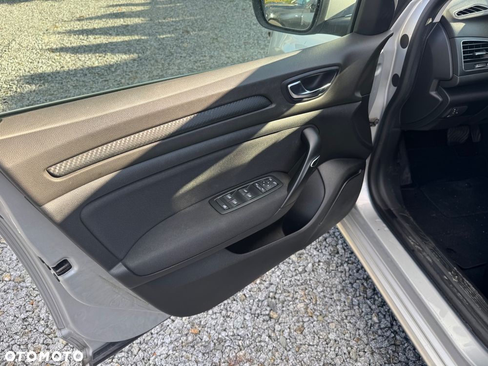 Renault Megane ENERGY dCi 110 EDC BUSINESS - 13
