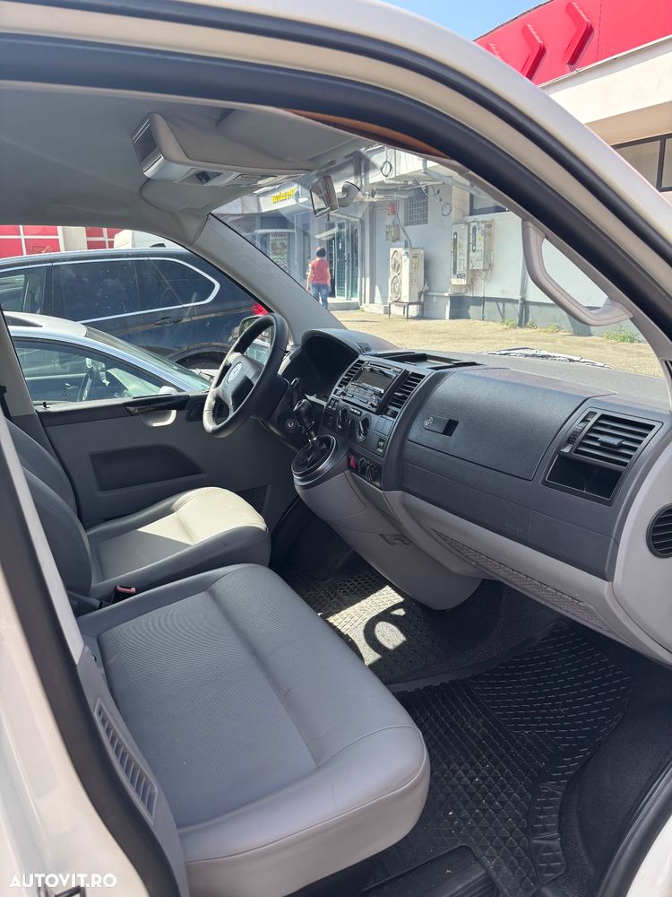 Volkswagen Multivan - 3