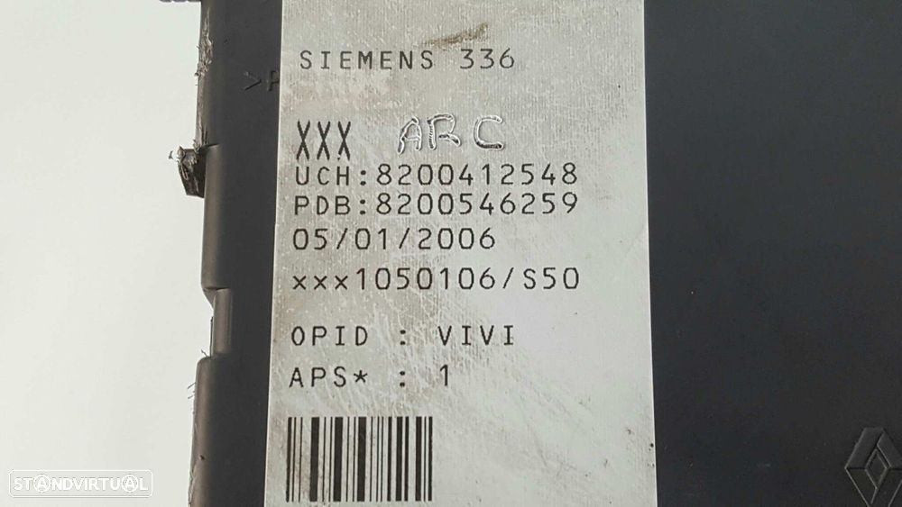 CAIXA DE RELÉS/ FUSÍVEIS RENAULT MEGANE II BERLINA 5P AUTHENTIQUE - 3