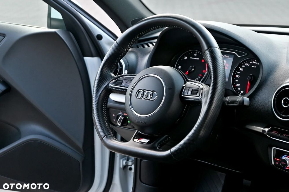Audi A3 Sportback 2.0 TDI (clean diesel) S line Sportpaket - 25