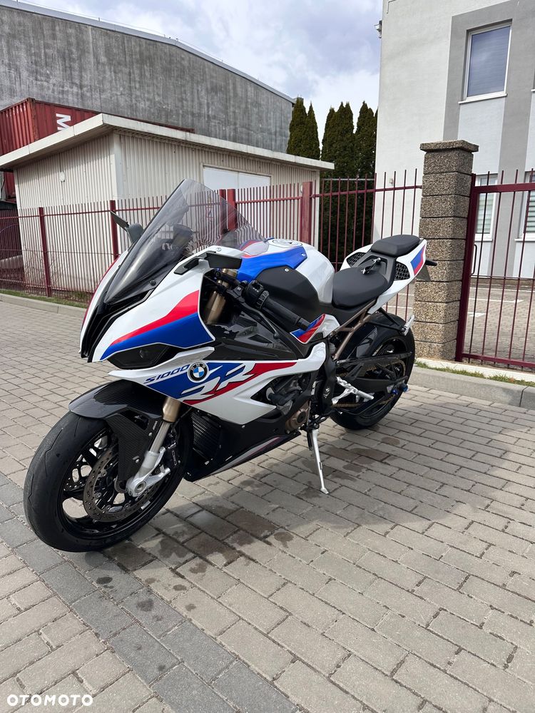 BMW S - 3