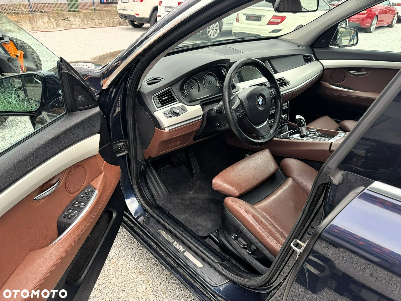 BMW 5GT 535i Gran Turismo - 10