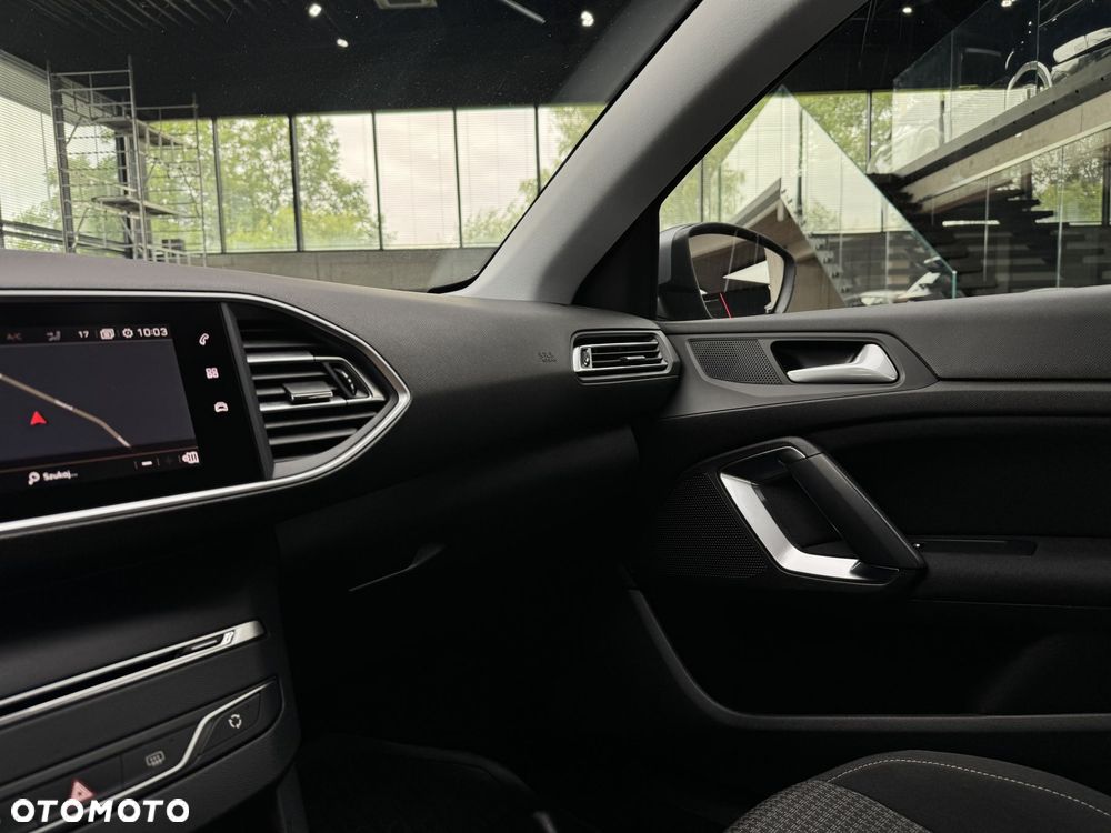 Peugeot 308 1.5 BlueHDi Active S&S - 28