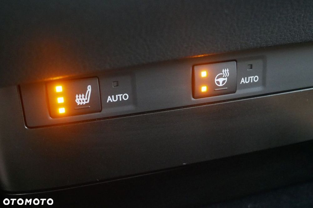 Lexus ES 300h Business Edition - 21